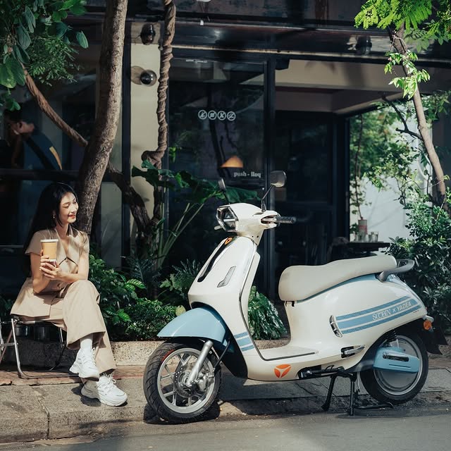 So sánh Yadea Oris và xe xăng truyền thống – Vì sao người trẻ nên chọn xe điện?