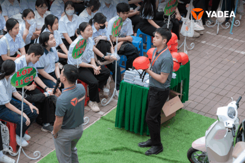 YADEA lan tỏa văn hóa giao thông an toàn tại Trường THPT Trần Văn Ơn