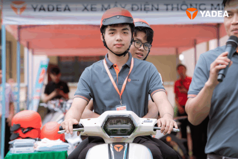 YADEA lan tỏa văn hóa giao thông an toàn tại Trường THPT Trần Văn Ơn