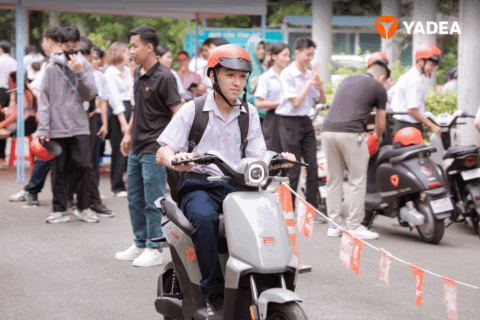 YADEA lan tỏa văn hóa giao thông an toàn tại Trường THPT Trần Văn Ơn