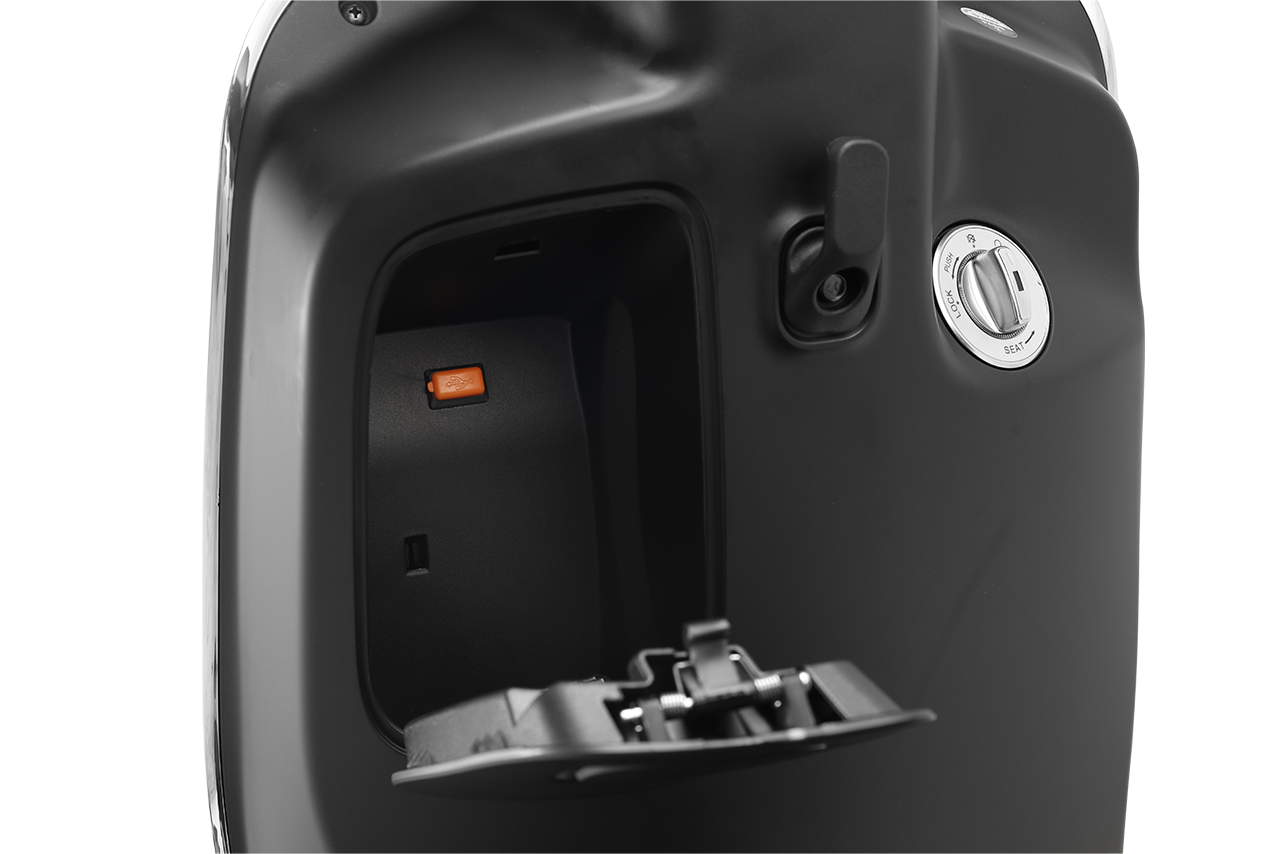 Oris H – Sạc USB hộc chứa đồ Yadea Oris H