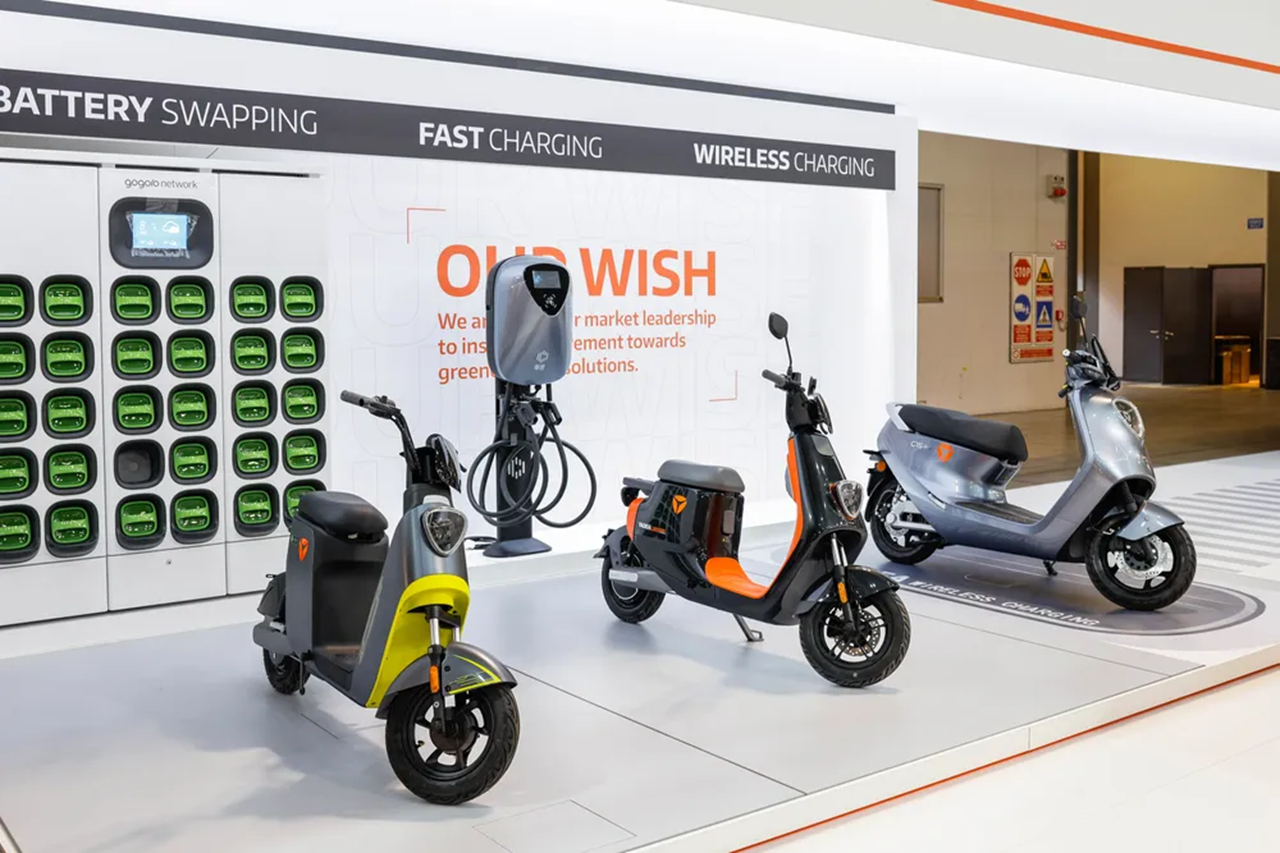 lưu ý khi sạc xe máy điện