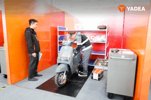 Artboard 2 copy Hội tụ tri thức – Nâng tầm chuẩn mực dịch vụ toàn cầu cùng Yadea