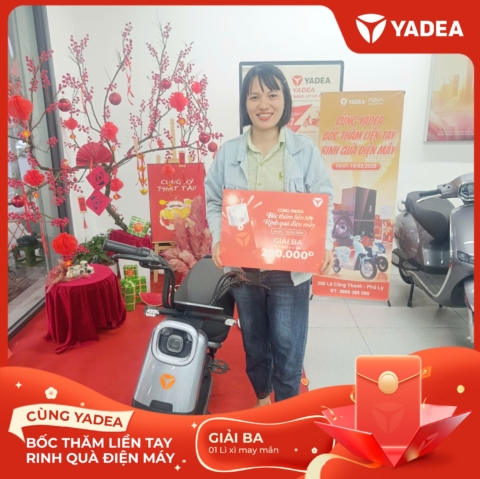 Lộc xuân gõ cửa – Nhiều khách hàng YADEA may mắn nhận quà điện máy AQUA giá trị